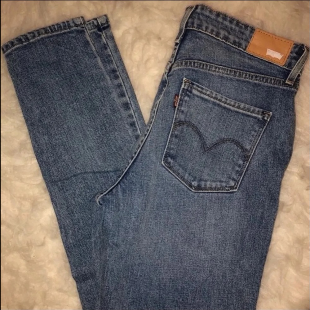 Levi's Vintage high rise blue skinny jeans 27